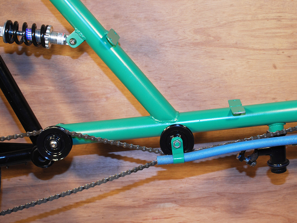 Voyageur LWB Recumbent - chain guide tube